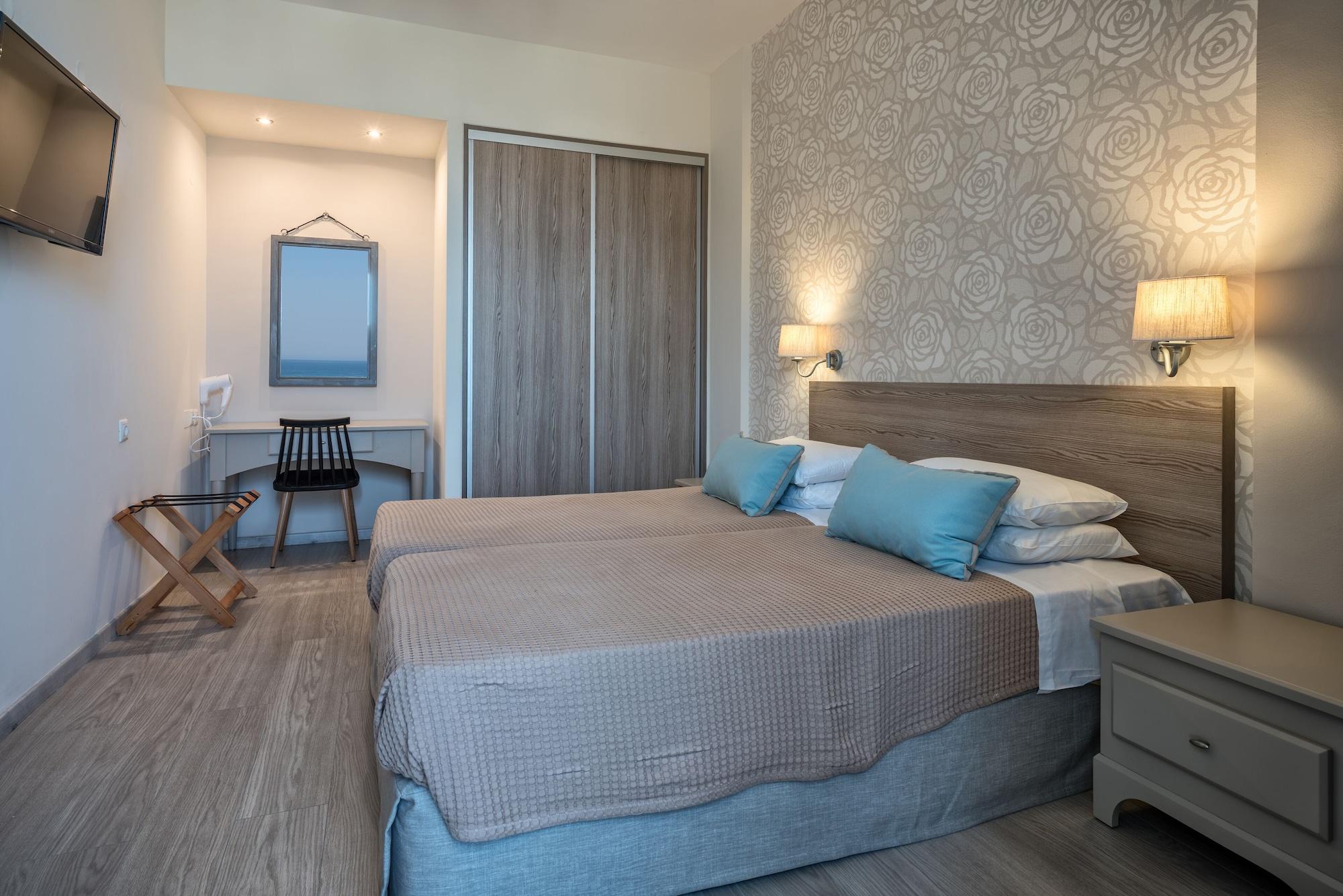 Icarus Suites & Apartments By "Lefkoniko" Rethimnon Buitenkant foto