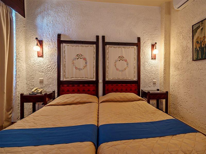 Icarus Suites & Apartments By "Lefkoniko" Rethimnon Buitenkant foto