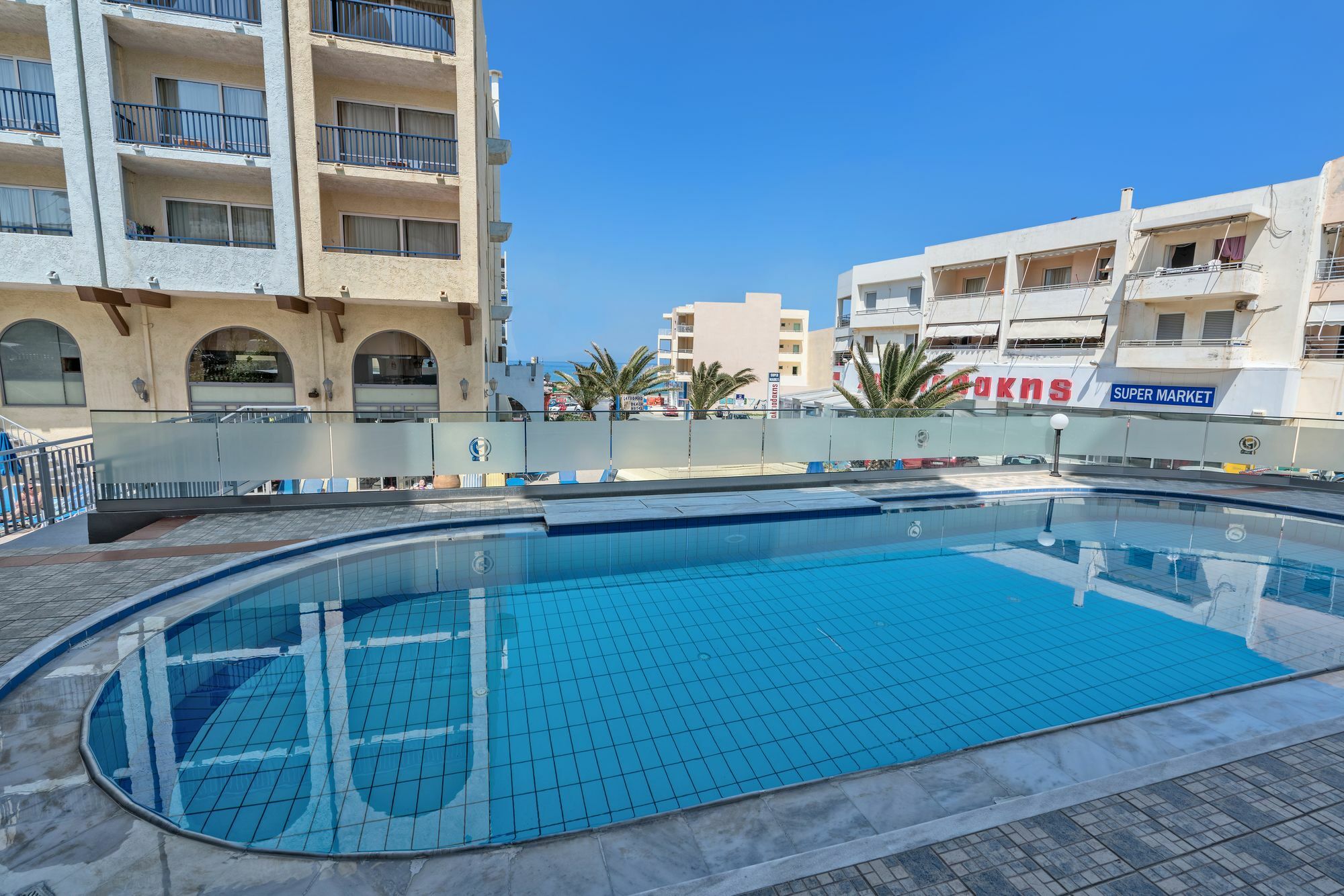 Icarus Suites & Apartments By "Lefkoniko" Rethimnon Buitenkant foto