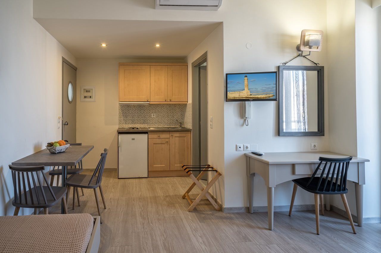 Icarus Suites & Apartments By "Lefkoniko" Rethimnon Buitenkant foto